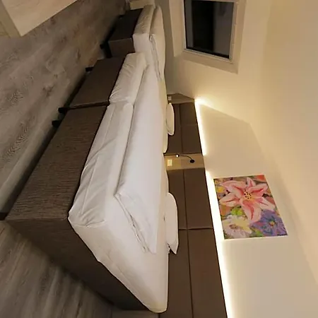 Galeria Airport מורפלדן וולדורף
